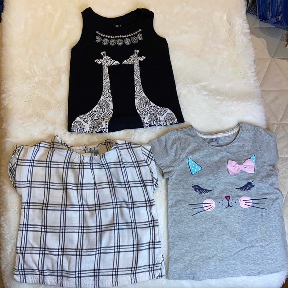Baby Gap Tops 3-P Very Cute!!💕D-24